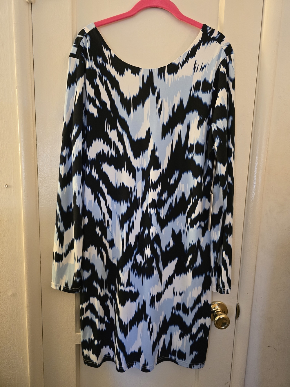 Jennifer Lopez Black & Light Blue Printed Mini Dress